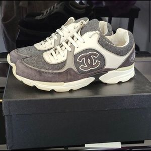 Authentic Chanel Sneakers 39/8.5